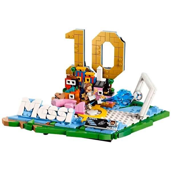 LEGO Editions Lionel Messi Unutulmaz Futbol Anları 43011