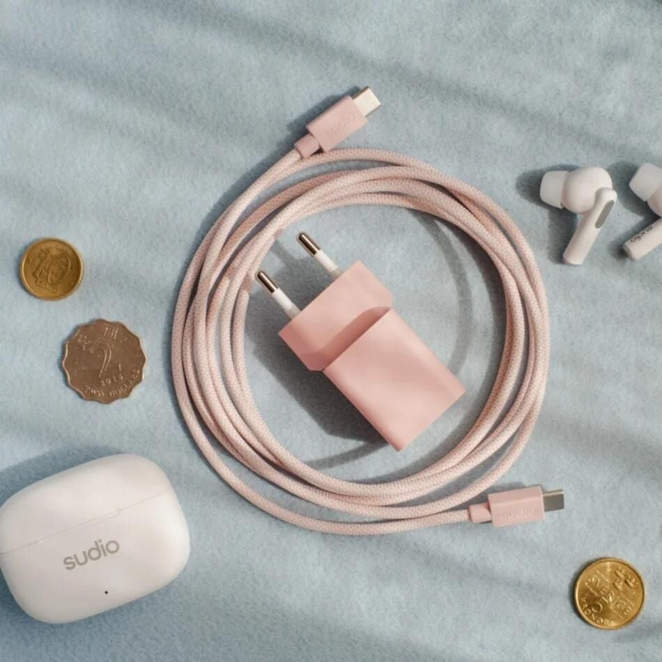 Sudio P1  USB-C Adaptör 25W Pembe