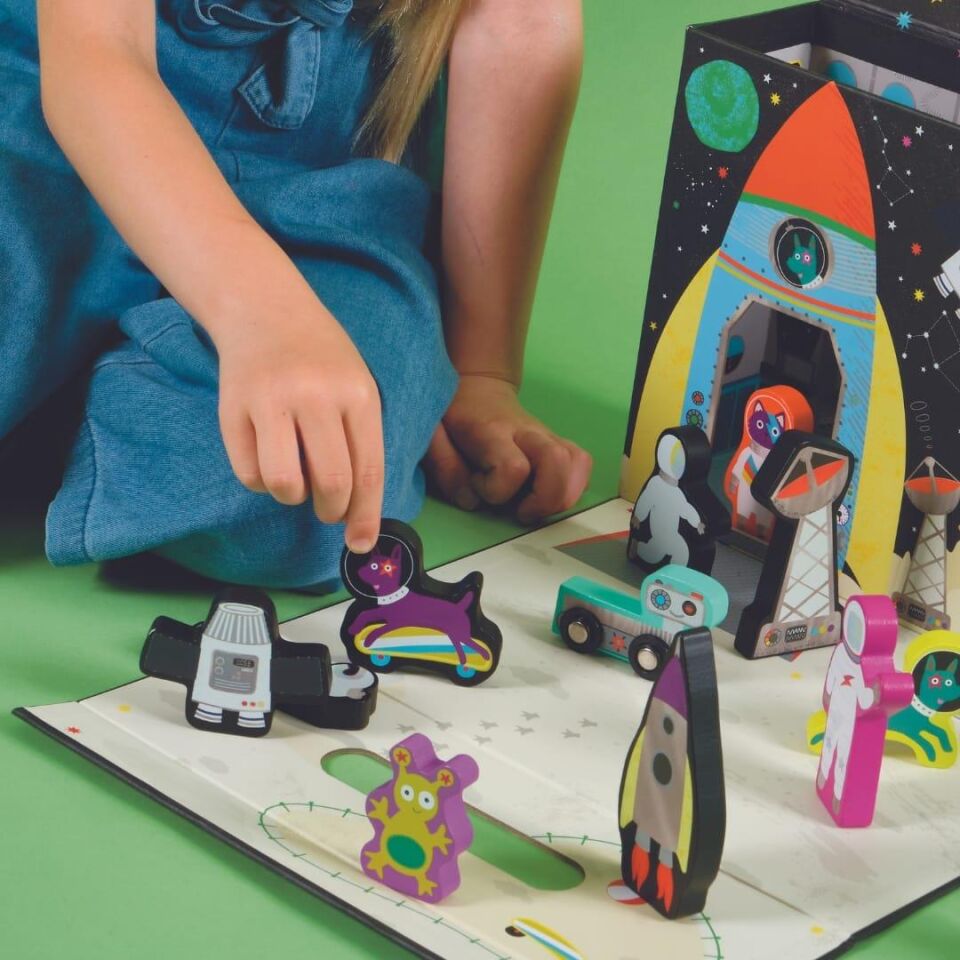 FLOSS & ROCK Ahşap Figürlü Oyun Kutuları / Space