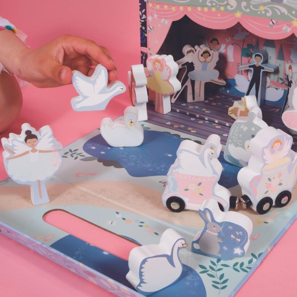 FLOSS & ROCK Ahşap Figürlü Oyun Kutuları / Enchanted