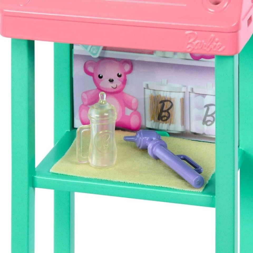 Barbie Bakım Temalı Kariyer Oyun Setleri JCR71