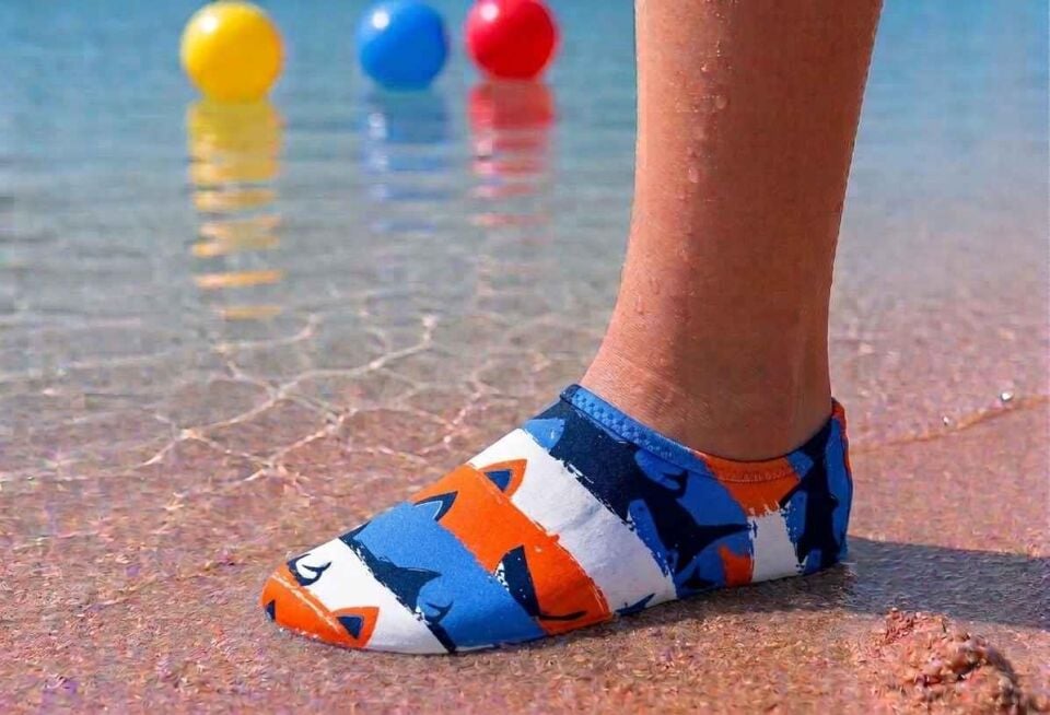 GrippToes Kaymaz Damla Tabanlı Deniz&Havuz Çorabı  T1 Çok Renkli