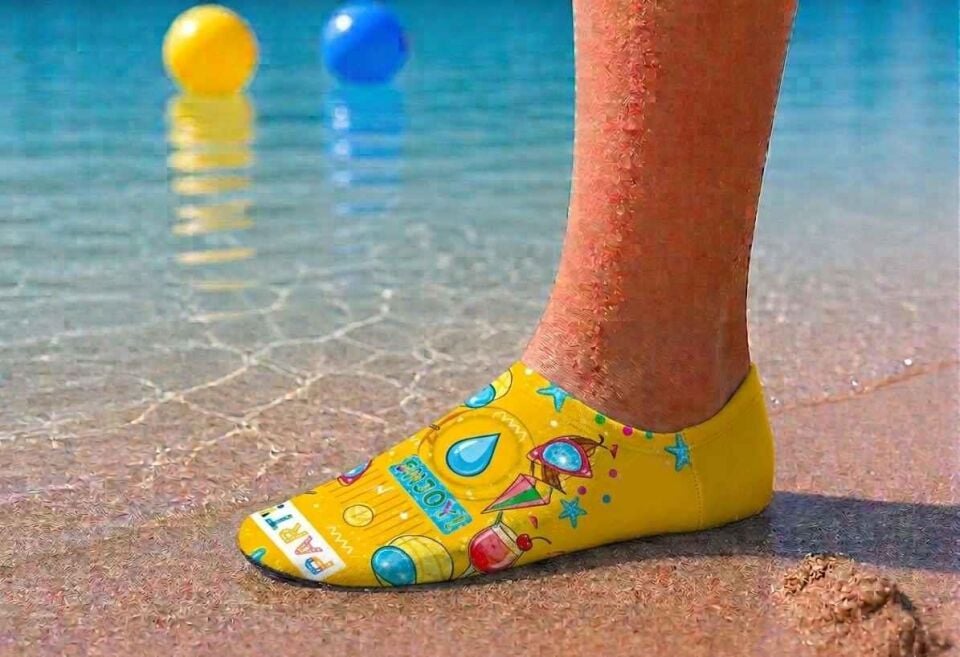 GrippToes Kaymaz Damla Tabanlı Deniz&Havuz Çorabı  W1 Çok Renkli