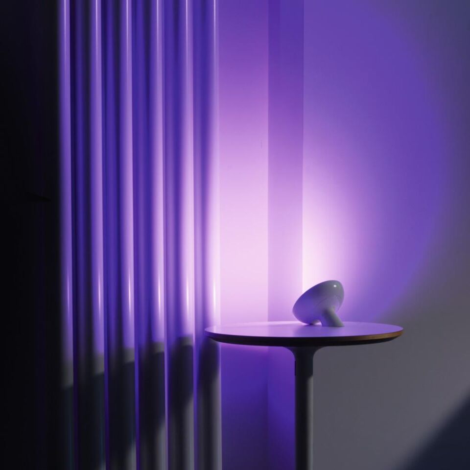 Philips Hue Bloom V4 Beyaz LED Aydınlatma, Bluetooth Özellikli Lamba