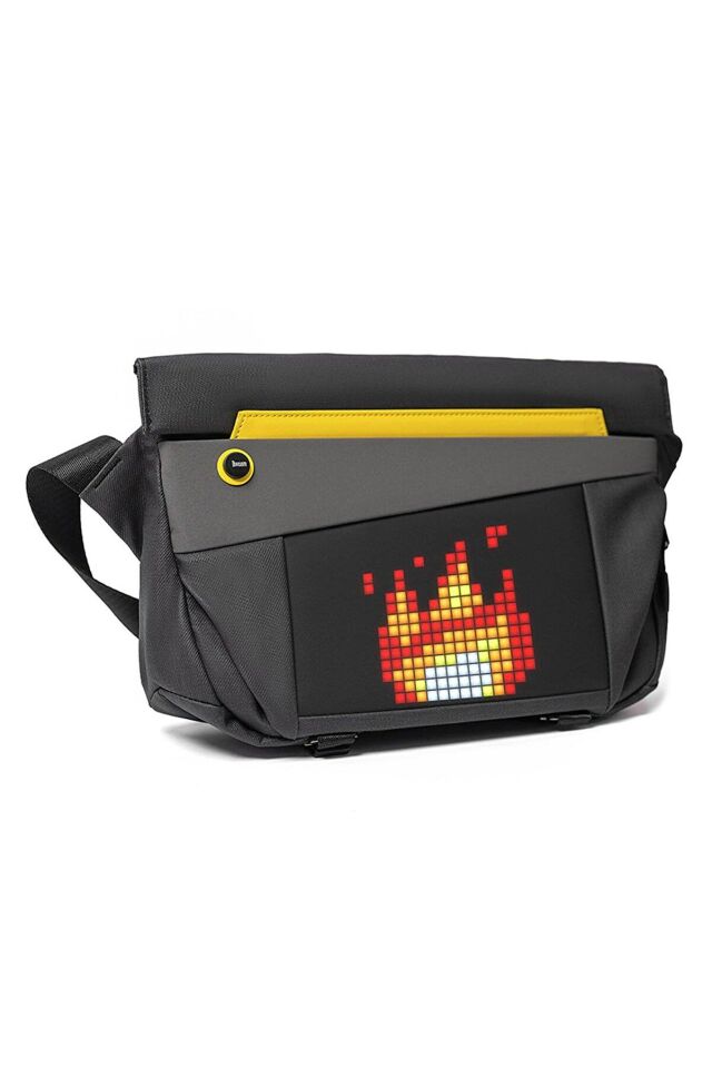 Divoom Pixoo Slingbag-V 16X16 Piksel Led Ekranlı Taşınabilir Postacı Çantası