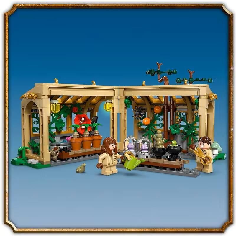 LEGO Harry Potter Hogwarts Şatosu: Bitkibilim Dersi 76445