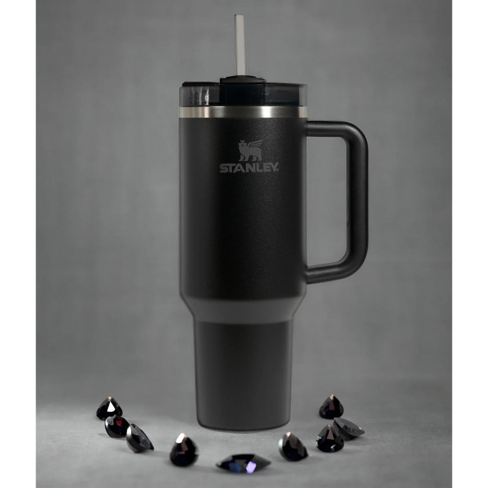 Stanley Quencher Pipetli Termos Bardak 1.18 Lt Siyah