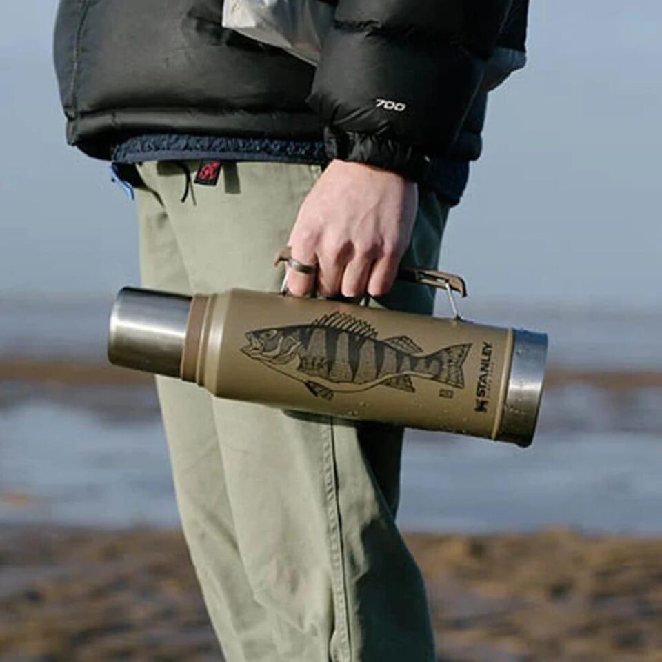 Stanley Klasik Vakumlu 1 lt Çelik Termos Balık Desen