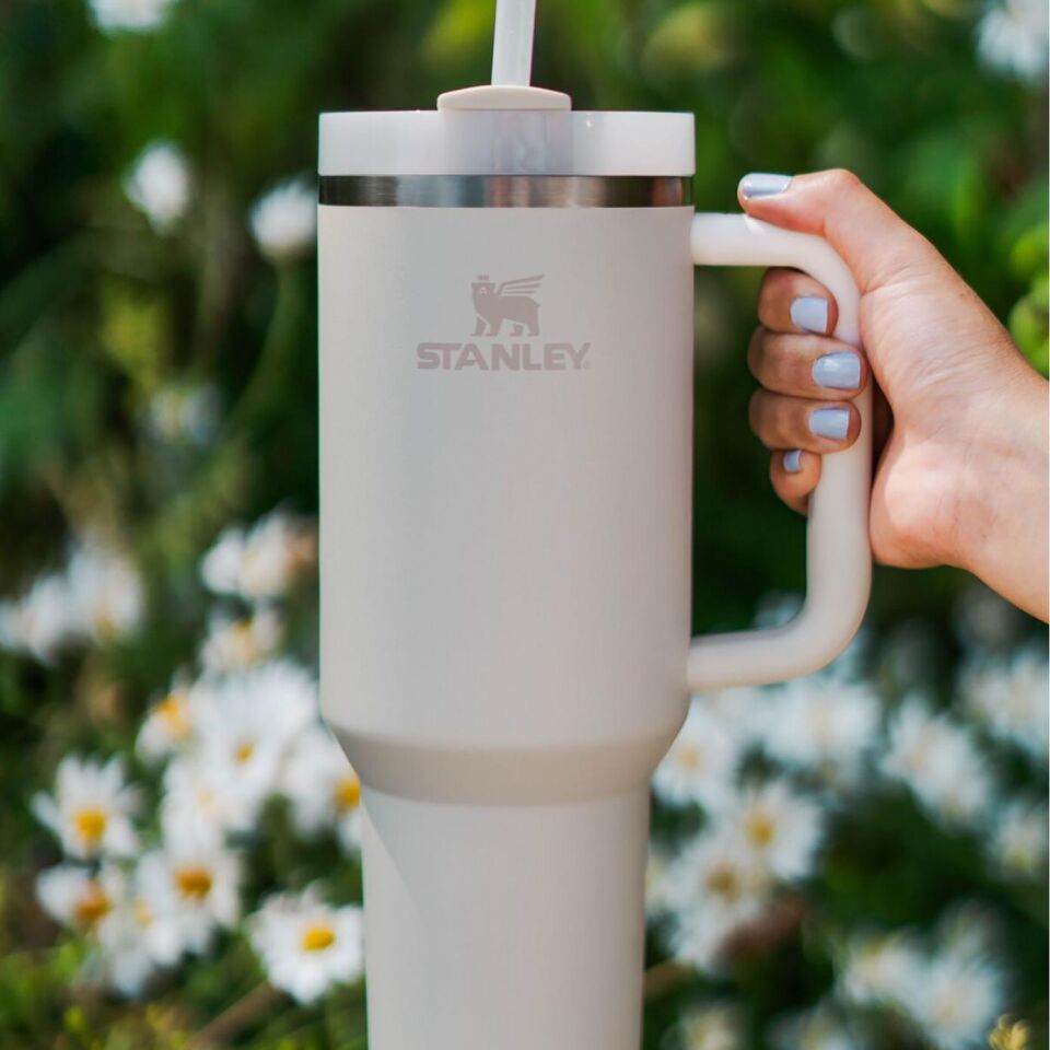 Stanley Quencher Pipetli Termos Bardak 1.18 Lt Bej