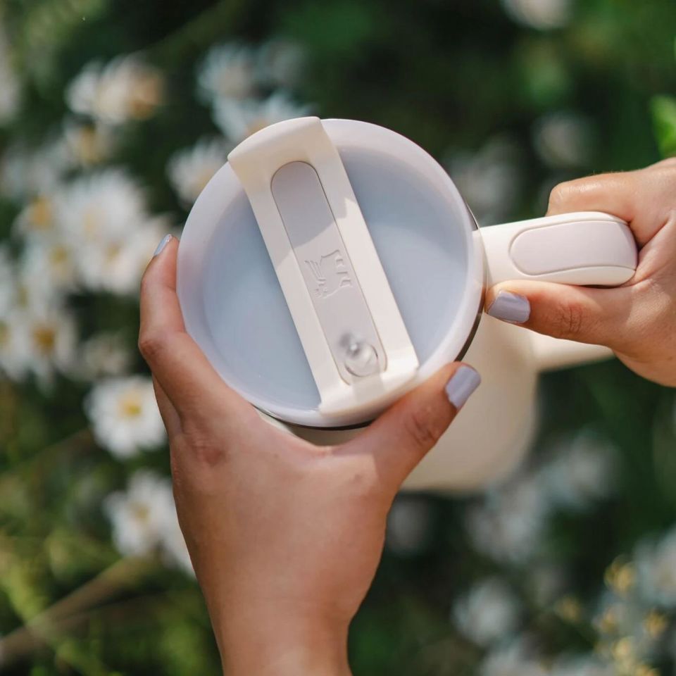 Stanley Quencher Pipetli Termos Bardak 1.18 Lt Bej