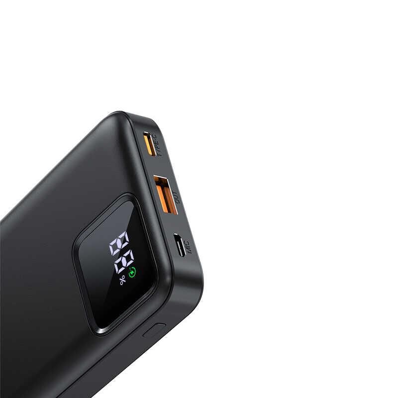 Wiwu JC-18 PD Hızlı Şarj Özellikli Led Göstergeli Powerbank 18W 10000mAh Siyah