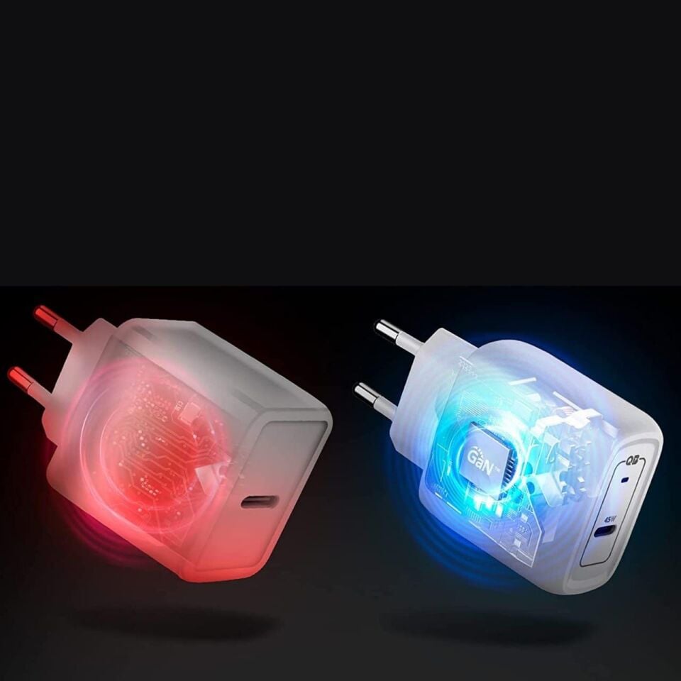 Spigen 45W  USB-C Adaptör + USB-C Örgü Şarj Kablo