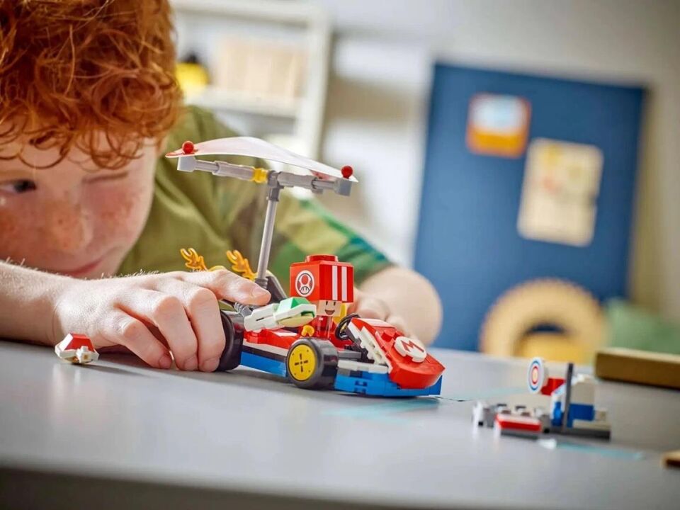 Lego Super Mario Mario Kart  Standard Kart 72032