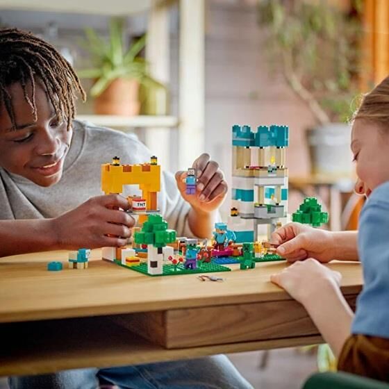 Lego Minecraft Çalışma Kutusu 4.0 21249
