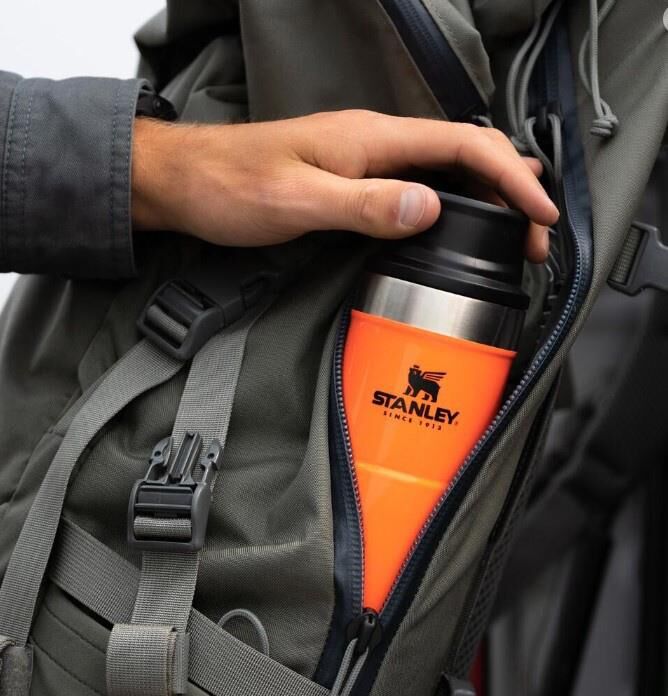 Stanley Tetikli Seyahat Kupası 0,47 L Alev Turuncusu