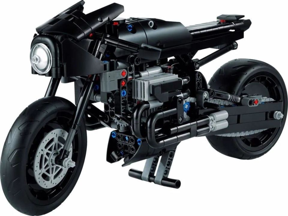 Lego Technic Batman Batcycle 42155