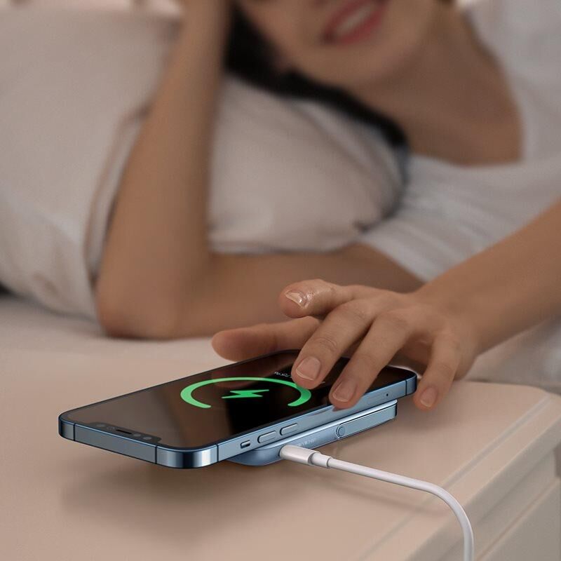 McDodo MC-0692 10.000 Mah 15W Dijital Göstergeli Magsafe Powerbank