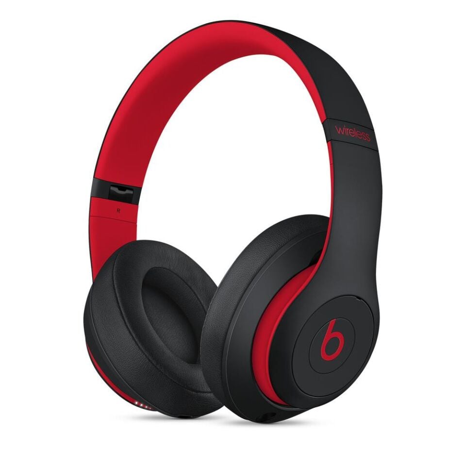 Beats Studio 3 Kablosuz Kulak Üstü Kulaklık