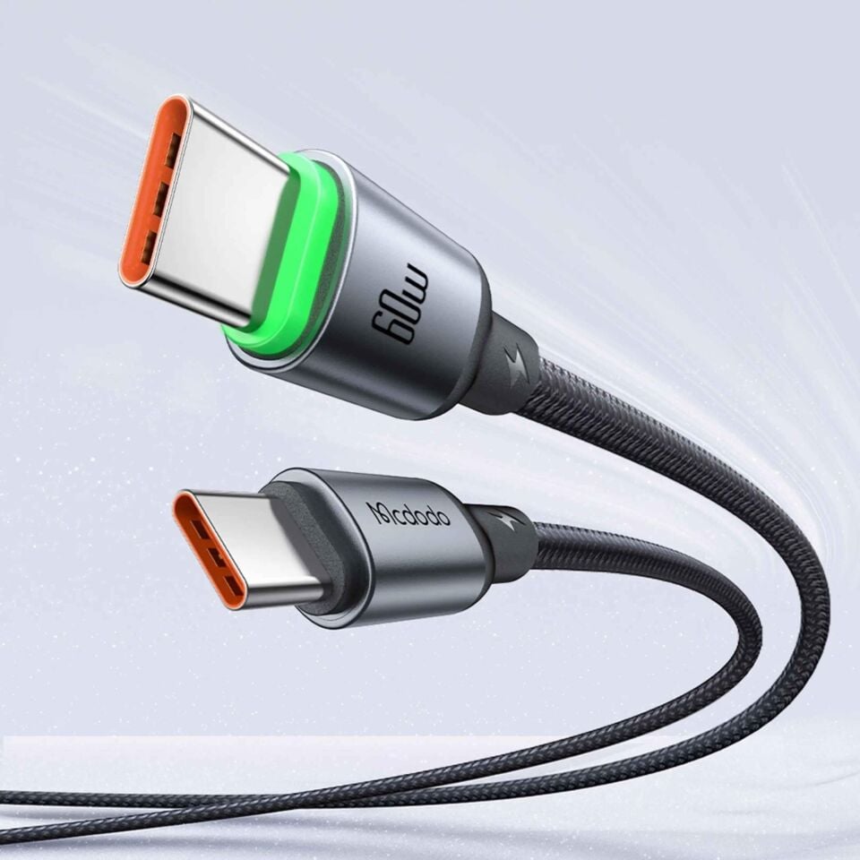 MCDODO CA-6871 Type-C Type-C 60 W PD Hızlı E-Marker Çipli Easy Series Örgü 2 m Şarj Kablosu Siyah