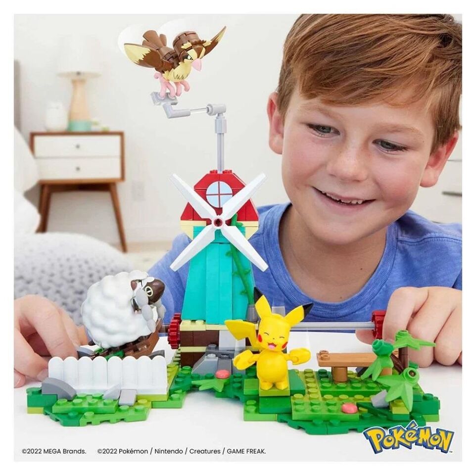 Mega Pokemon Yel Değirmeni Kasabası Seti HKT21
