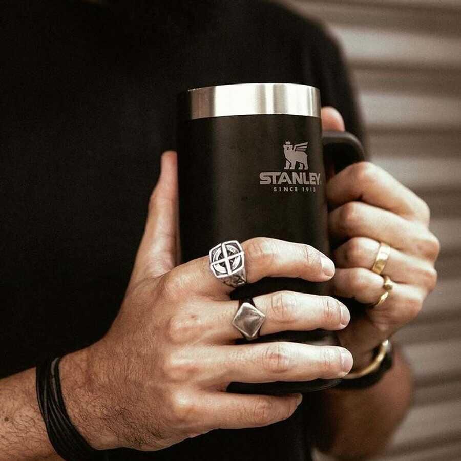 Stanley Adventure Vakumlu Termos Kulplu Bardak 0.70Lt Siyah