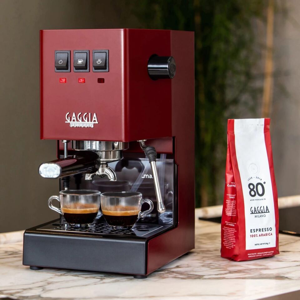 Gaggia Classic E24 Kırmızı Espresso Makinesi