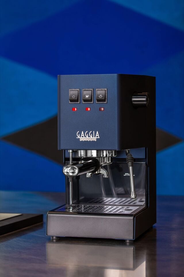 Gaggia Classic E24 Mavi Espresso Makinesi