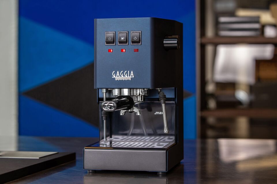 Gaggia Classic E24 Mavi Espresso Makinesi