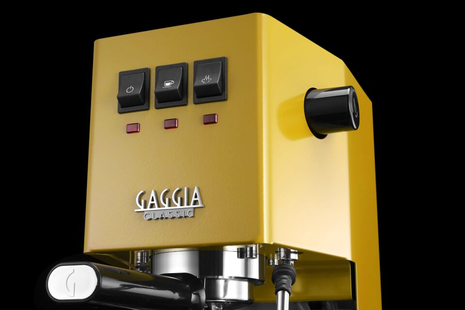 Gaggia Classic E24 Güneş Işığı Sarısı Espresso Makinesi