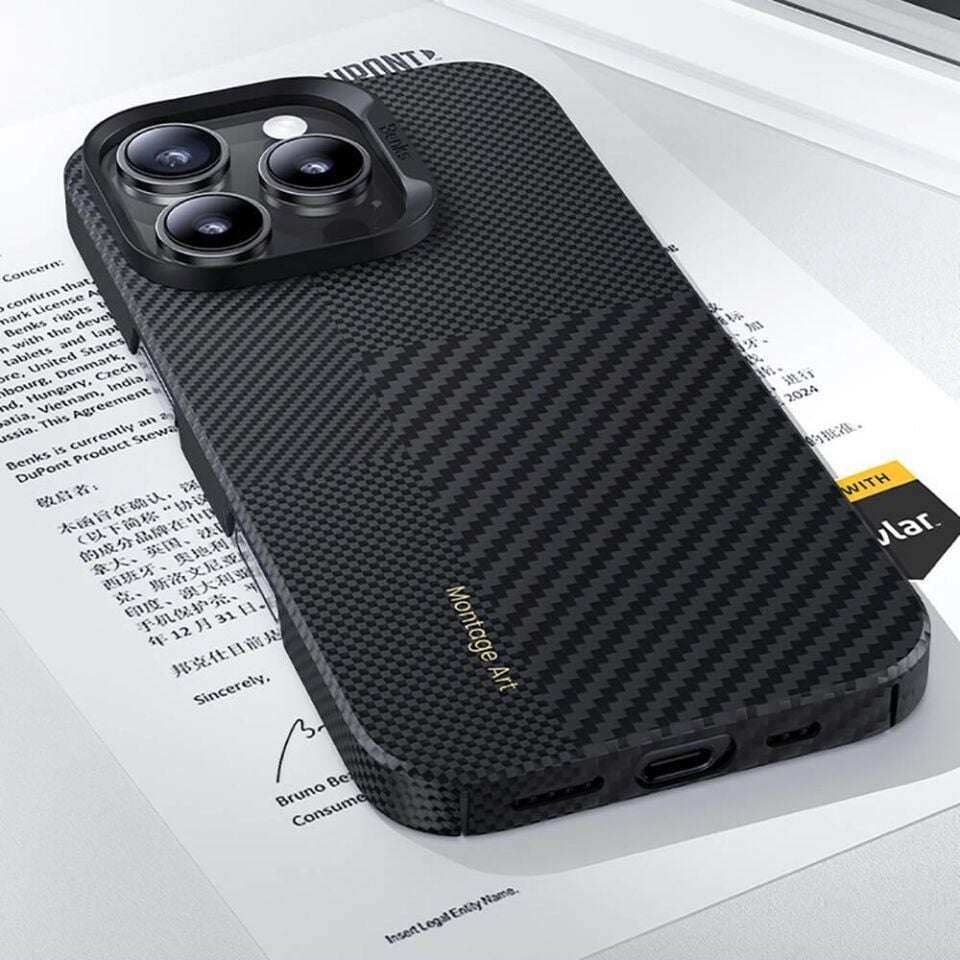 Apple iPhone 16 Kılıf Magsafe Şarj Özellikli Karbon Fiber Benks Montage ArmorAir Kevlar Kapak - Siyah