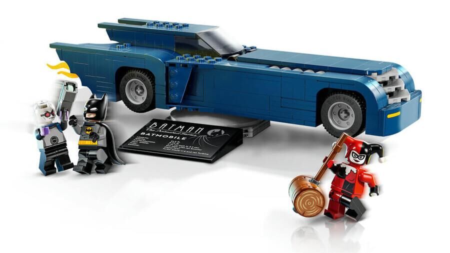 Lego 76274 DC Batmobile™ ile Batman™, Harley Quinn™ ve Mr. Freeze™’e Karşı