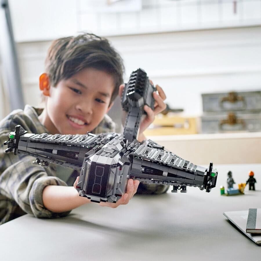 LEGO® Star Wars™ The Justifier™ 75323 Yapım Seti