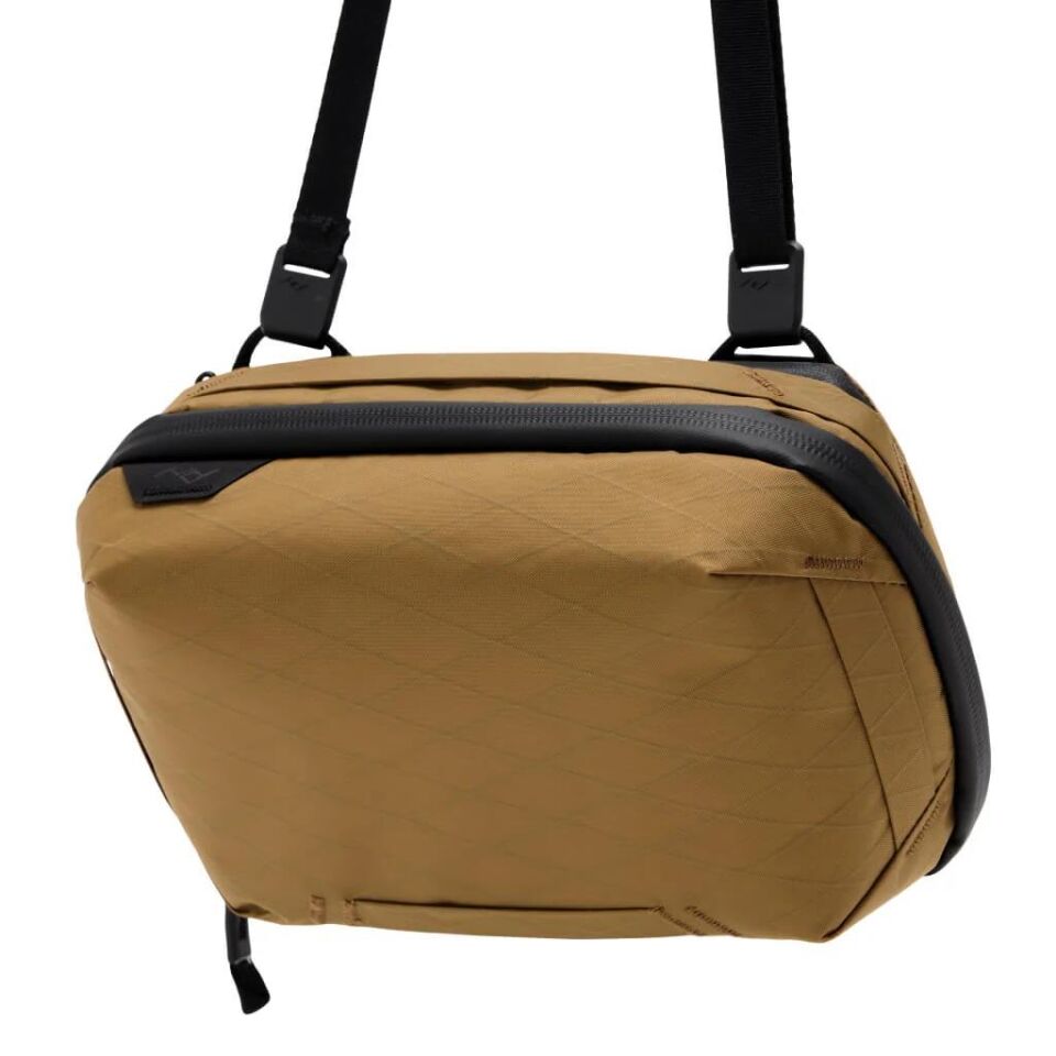 Tech Pouch Regular Teknoloji Aksesuar Çantası – Coyote