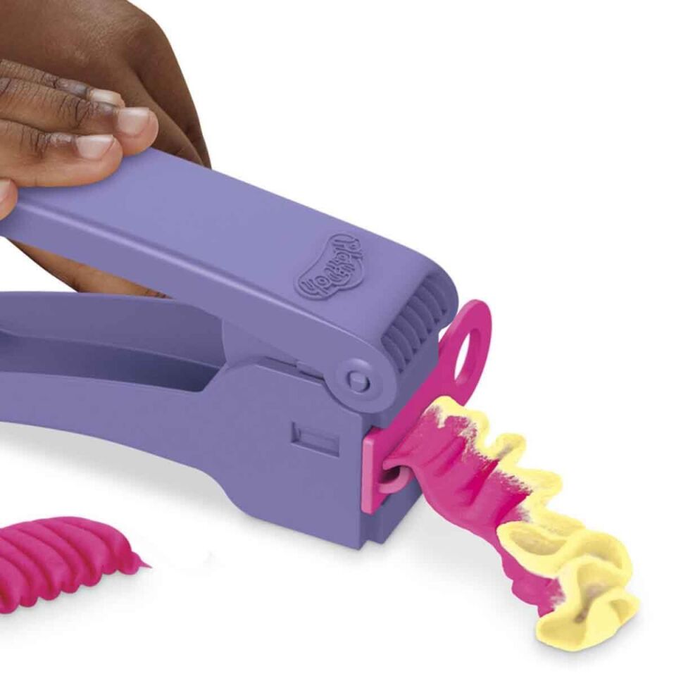 Play Doh Barbie Fırfırlar ve Fiyonklar seti G31566