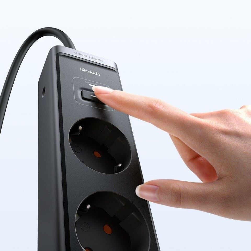 Mcdodo CP-0620 6'sı 1 arada GaN 30W Hızlı Şarj Cihazı 2C1A