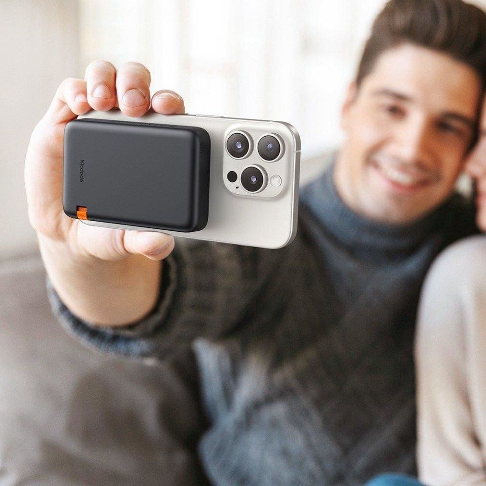 Mcdodo MC-1461 Iphone + Apple Watch 2'Si 1 Arada 10000 Mah 20W Manyetik Powerbank