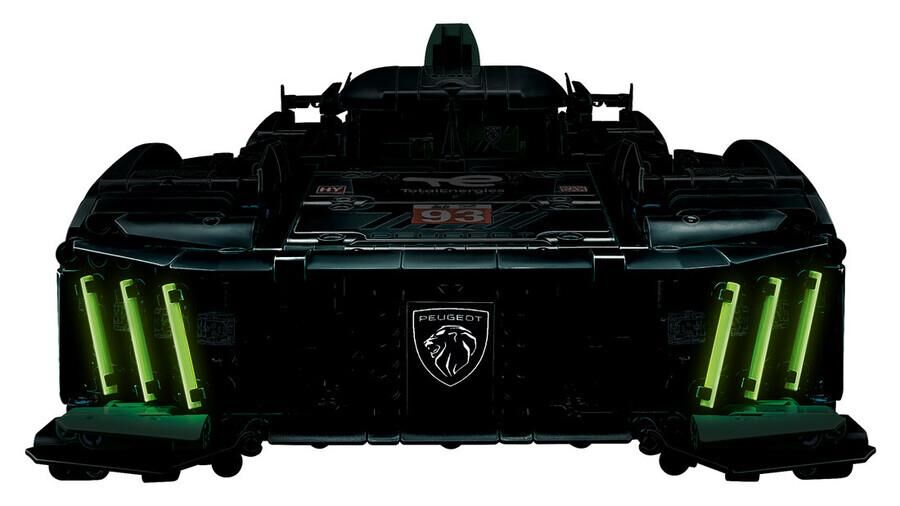 LEGO Technic PEUGEOT 9X8 24H Le Mans Hybrid Hypercar 42156