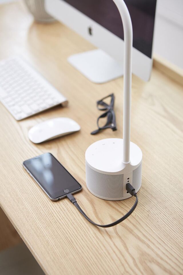 POUT Eyes 1 Led Lambalı Bluetooth Hoparlör